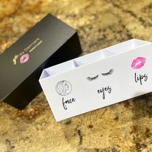 G by Genarro Makeup Brush Holder